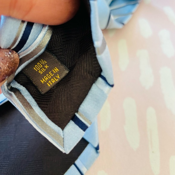 Authentic Louis Vuitton  Necktie  Thai Stripe  Light Blue Navy SILK - Picture 7 of 9